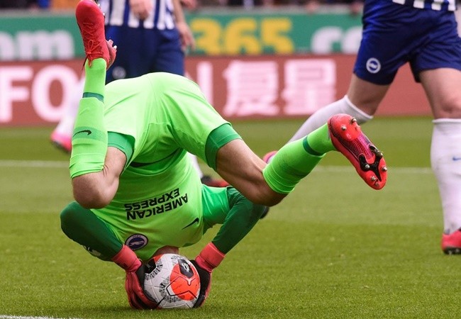 10 hình ảnh ấn tượng của vòng 29 EPL - Bóng Đá