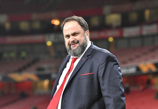 Nottingham Forest and Olympiakos owner Evangelos Marinakis has tested positive for coronavirus. - Bóng Đá