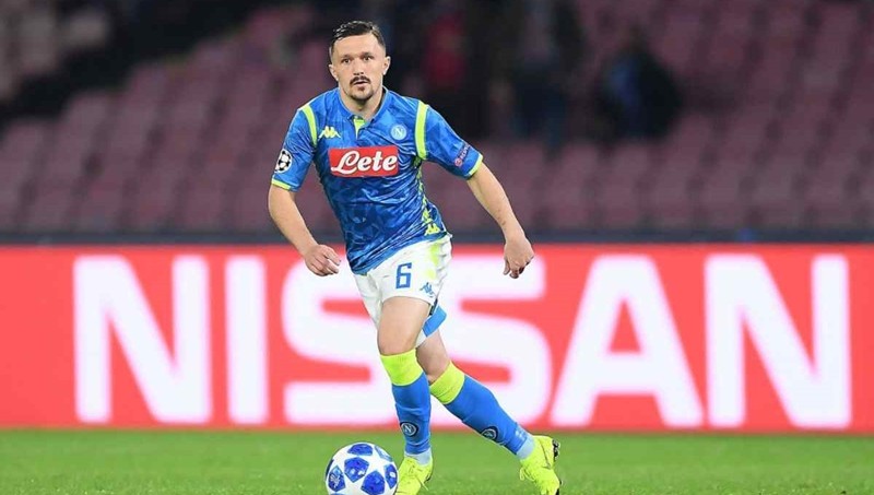 SỐC: Chỉ sau 3 năm, AS Roma thanh lý 19 thành viên đội hình 1 - Bóng Đá