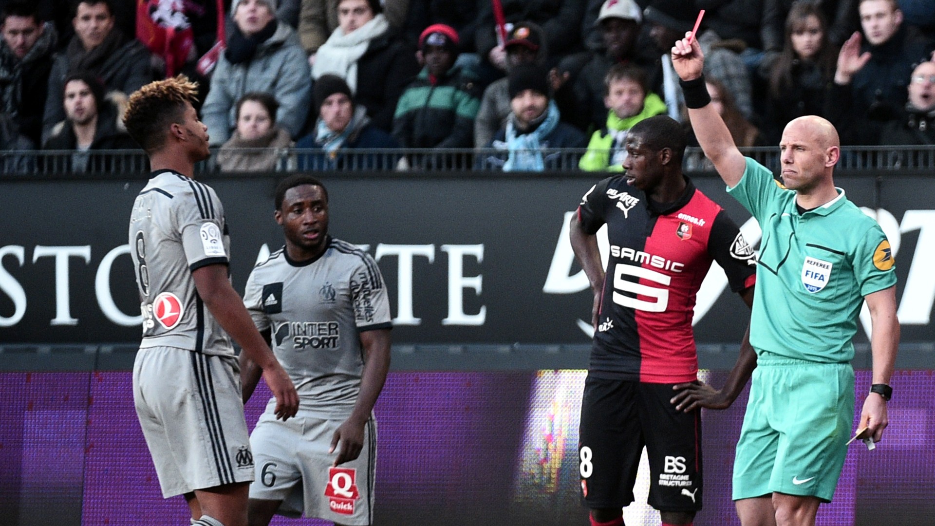 Mario Lemina: 4 Things to Know About the Surprise Manchester United and Arsenal Target - Bóng Đá