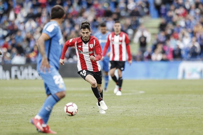 Top 10 free agents still available to European clubs - Bóng Đá