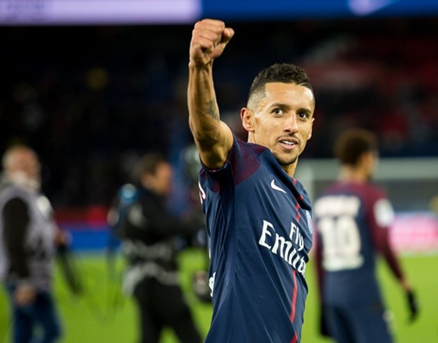 Liverpool to hand Van Dijk new £50M deal to fend off Juventus… but how does it compare to other defenders?  - Bóng Đá