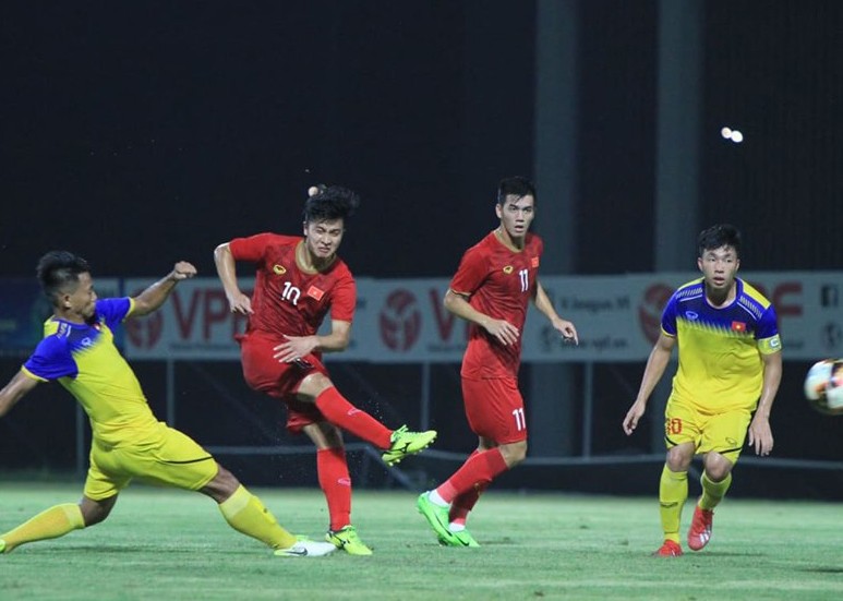 18h00 Trực tiếp U23 Việt Nam 1-0 U18 Việt Nam (H2): Martin Lo dứt điểm hiểm hóc - Bóng Đá