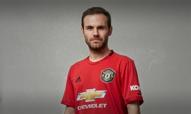 Man Utd gia hạn với Mata: Khi 