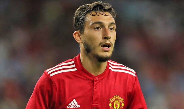 Lộ diện 2 cái tên đang được Man United rao bán - Bóng Đá