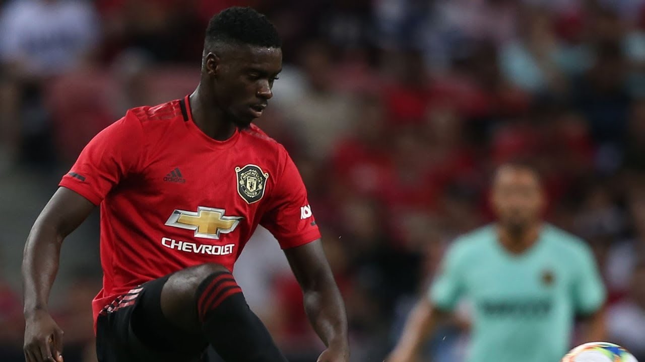 Tuanzebe rejects loan and wants man utd stay - Bóng Đá
