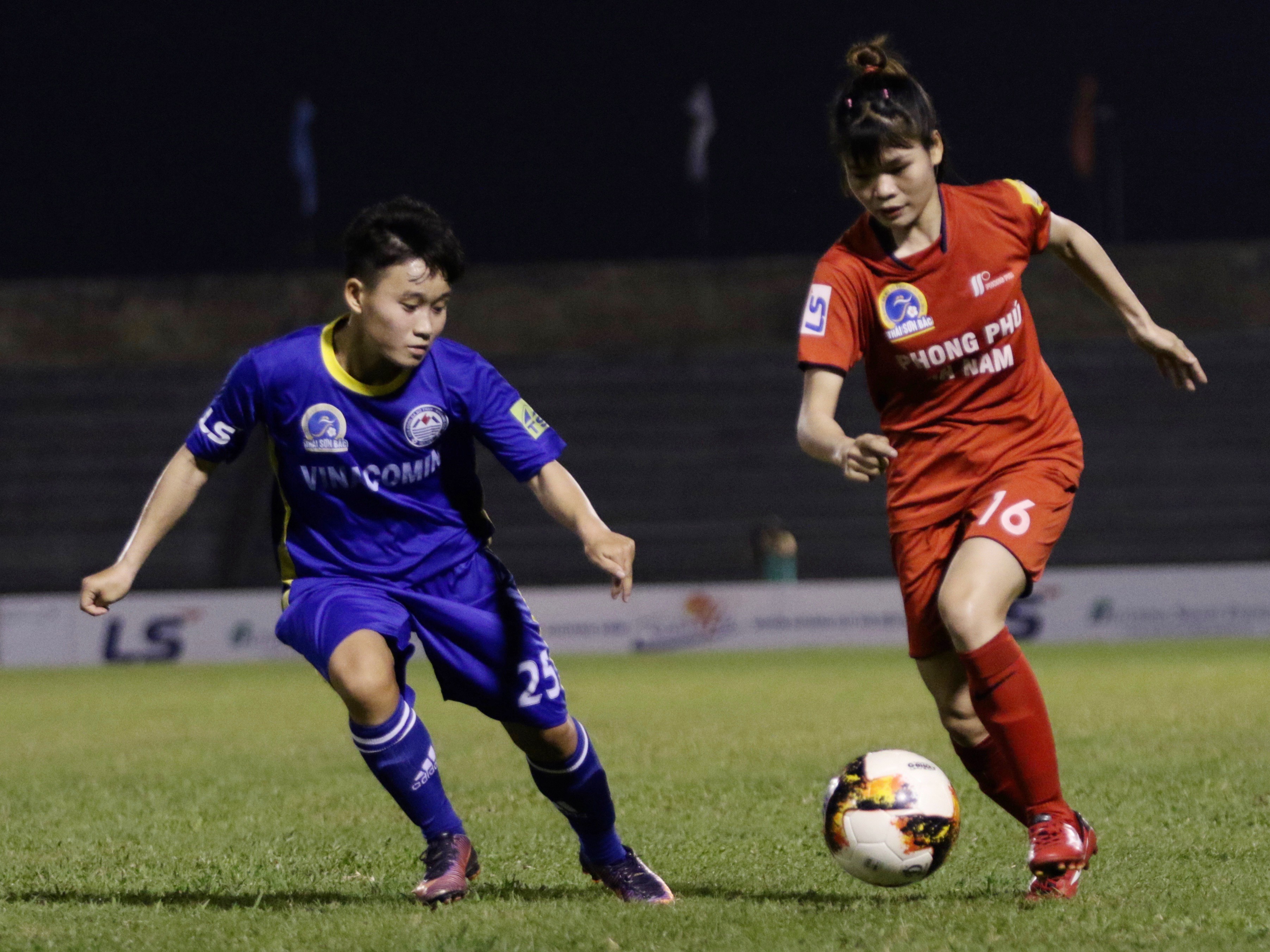 Giải VĐQG nữ tranh Cúp Thái Sơn Bắc 2019: TP.HCM I bứt phá, ĐKVĐ thua đau phút cuối - Bóng Đá