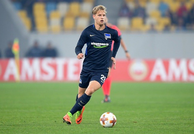 Why the Red Devils should sign Arne Maier? - Bóng Đá