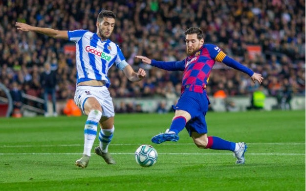 Top 10 cầu thủ qua người nhiều nhất - Bóng Đá