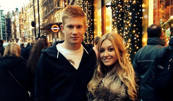De Bruyne tặng vợ bức chân dung kỉ niệm 10 nghìn bảng (The Sun) - Bóng Đá