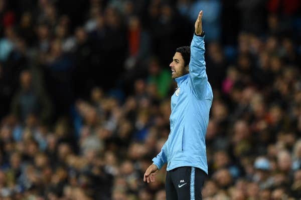 Kompany reveals who he thinks should succeed Guardiola at Man City - Bóng Đá