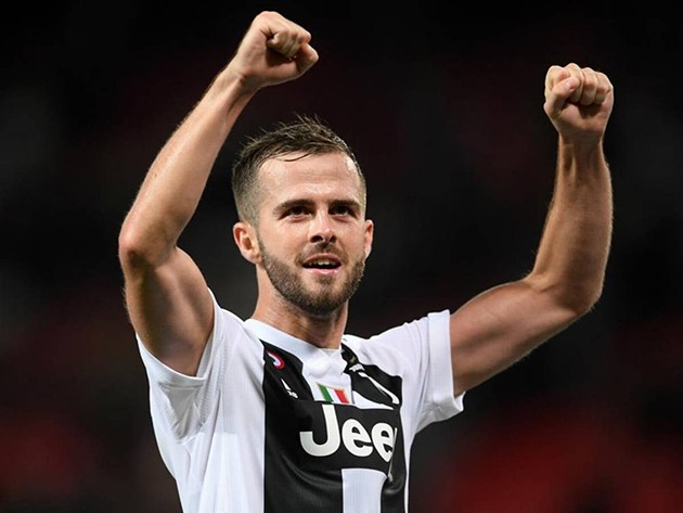 Top 10 sao kiếm tiền nhiều nhất Serie A (Ảnh)a - Bóng Đá