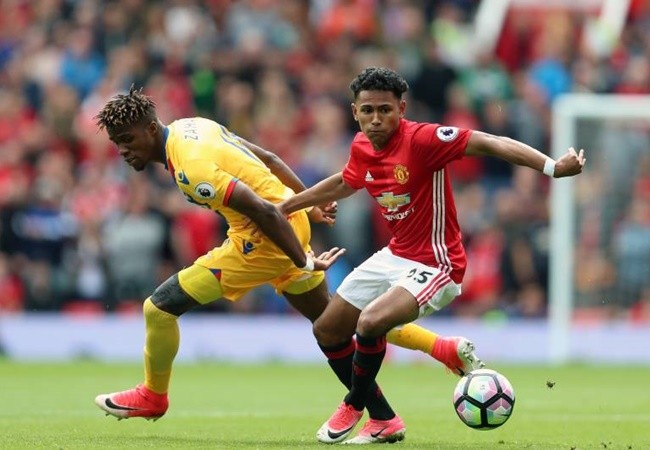 Đội hình xuất phát trẻ nhất lịch sử của Man Utd tại EPL giờ ra sao? - Bóng Đá