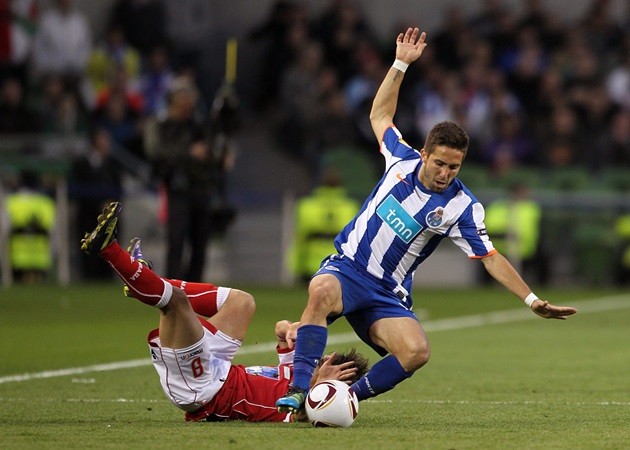 Từ Aguero đến Courtois: 10 sao ít ai nhớ đã từng vô địch Europa League - Bóng Đá