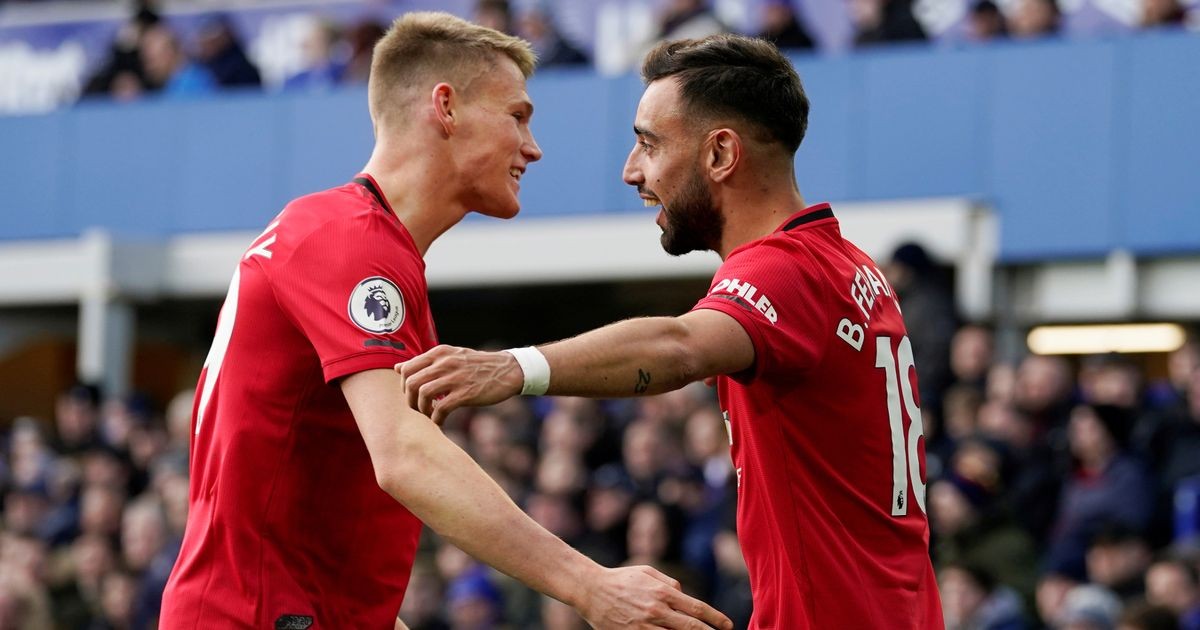 Solskjaer on how Bruno Fernandes can help McTominay improve at Man Utd - Bóng Đá