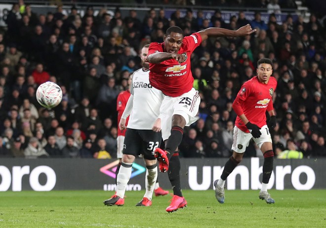 Ảnh màn trình diễn của Rooney - Bóng Đá