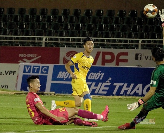 SLNA đòi “chốt sổ” V-League 2020: Không chơi đừng phá! - Bóng Đá