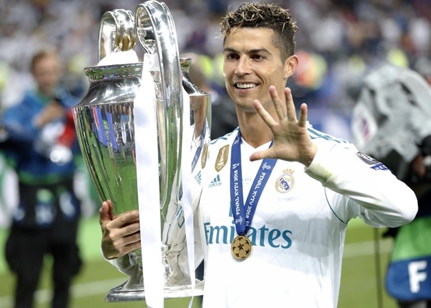 Đội hình hay nhất lịch sử cúp C1: 'Vua Ronaldo' và phần còn lại - Bóng Đá