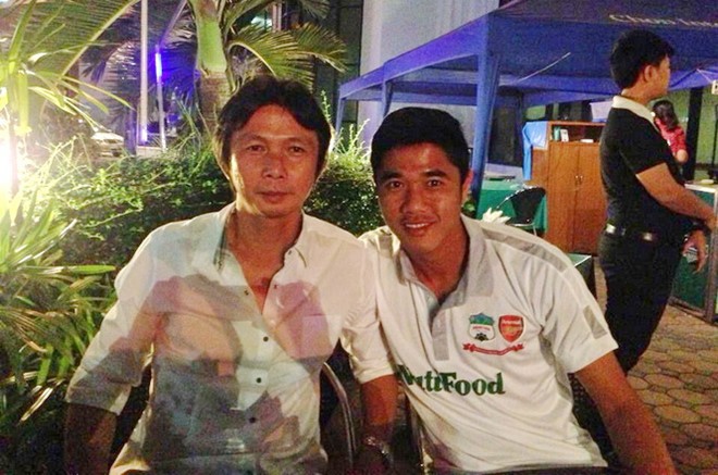 Huyền thoại HAGL Dusit Chalermsan: 