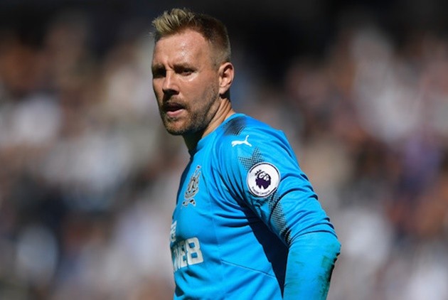  Longest serving player in each Premier League team from the Arsenal star with just 6 top flight games… to Phil Jones - Bóng Đá