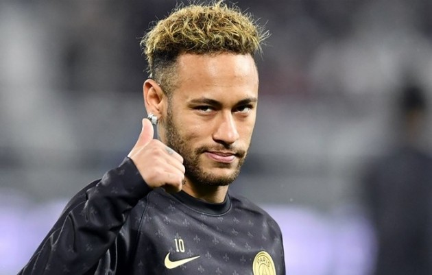 Real chi 200 triệu đón 