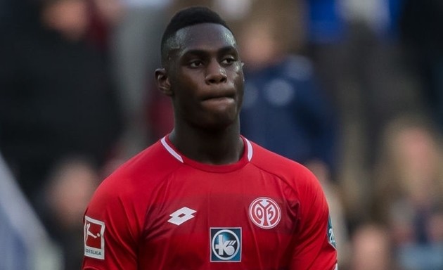 Chủ tịch Real Madrid và những nhân vật nổi tiếng sinh ngày 8/3 - Bóng Đá