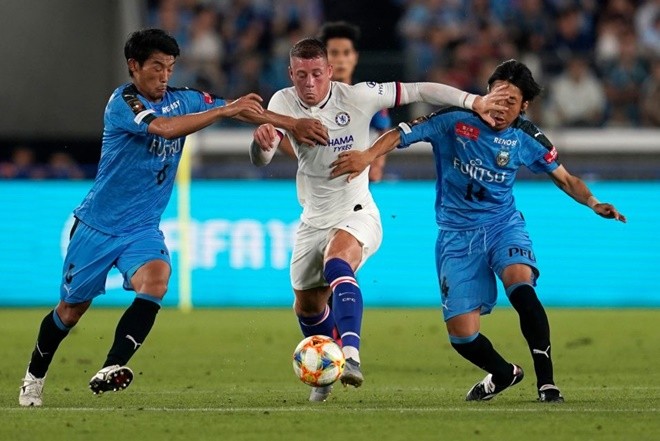 Five things we learnt as Ross Barkley impresses but Tiemoue Bakayoko flops in defeat - Bóng Đá