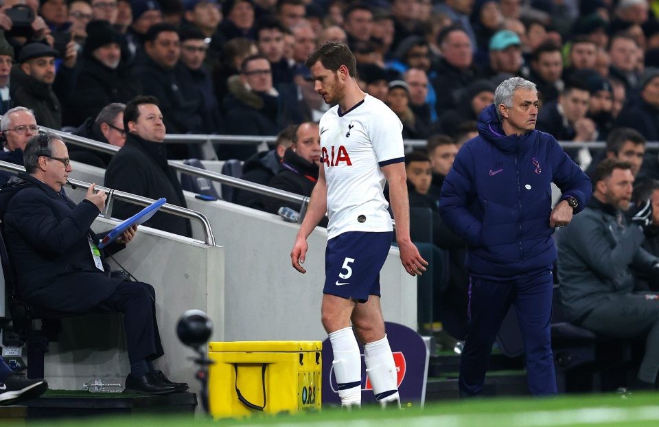 Jose Mourinho says he is happy that Vertonghen ‘came out sad’ - Bóng Đá