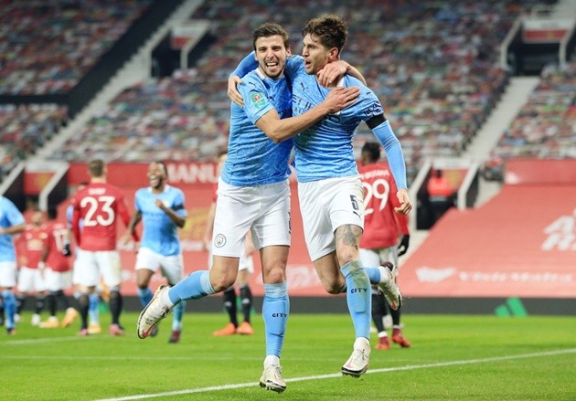 Giải mã hàng thủ vững chãi của Man City - Bóng Đá