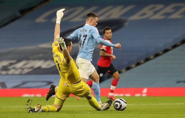 Pep Guardiola: Man City boss angry with VAR decision - Bóng Đá