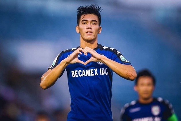 HLV Park Hang-seo đang có nhiều lựa chọn ở vị trí tiền đạo - Bóng Đá