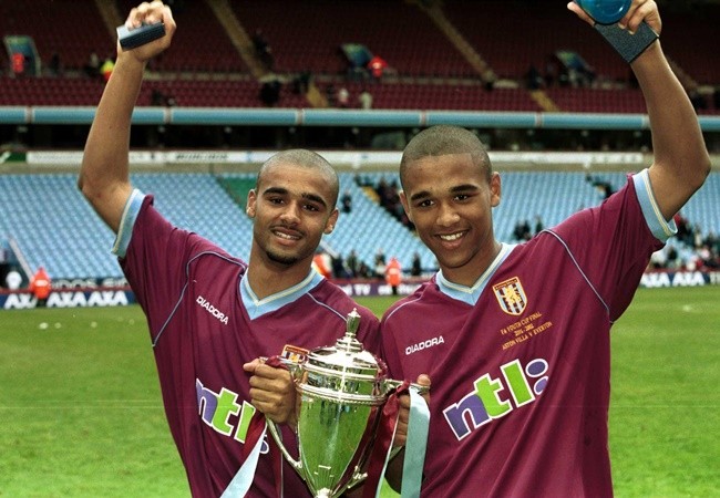 10 cặp anh em ruột nổi tiếng nhất lịch sử EPL: 2 'quái vật' Man City - Bóng Đá