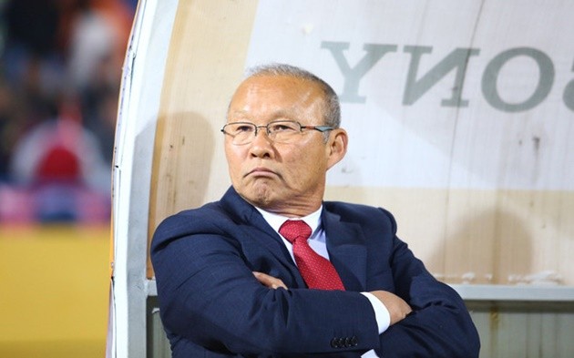 Tách biệt lực lượng, thách thức lớn với HLV Park Hang-seo - Bóng Đá