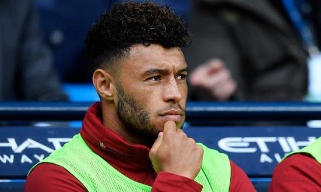 Alex Oxlade-Chamberlain names his top 6 of No.8 position players - Bóng Đá