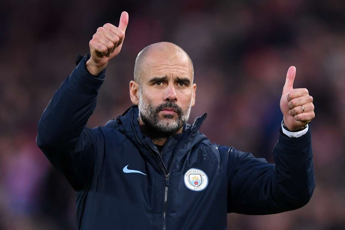 Man City manager Pep Guardiola reacts to Raheem Sterling's Real Madrid photo shoot - Bóng Đá