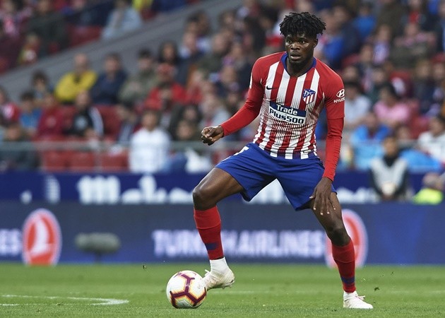 Lionel Messi và đồng đội bị mục tiêu của Arsenal 'càn quét' ra sao? - Bóng Đá