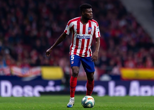 Lionel Messi và đồng đội bị mục tiêu của Arsenal 'càn quét' ra sao? - Bóng Đá