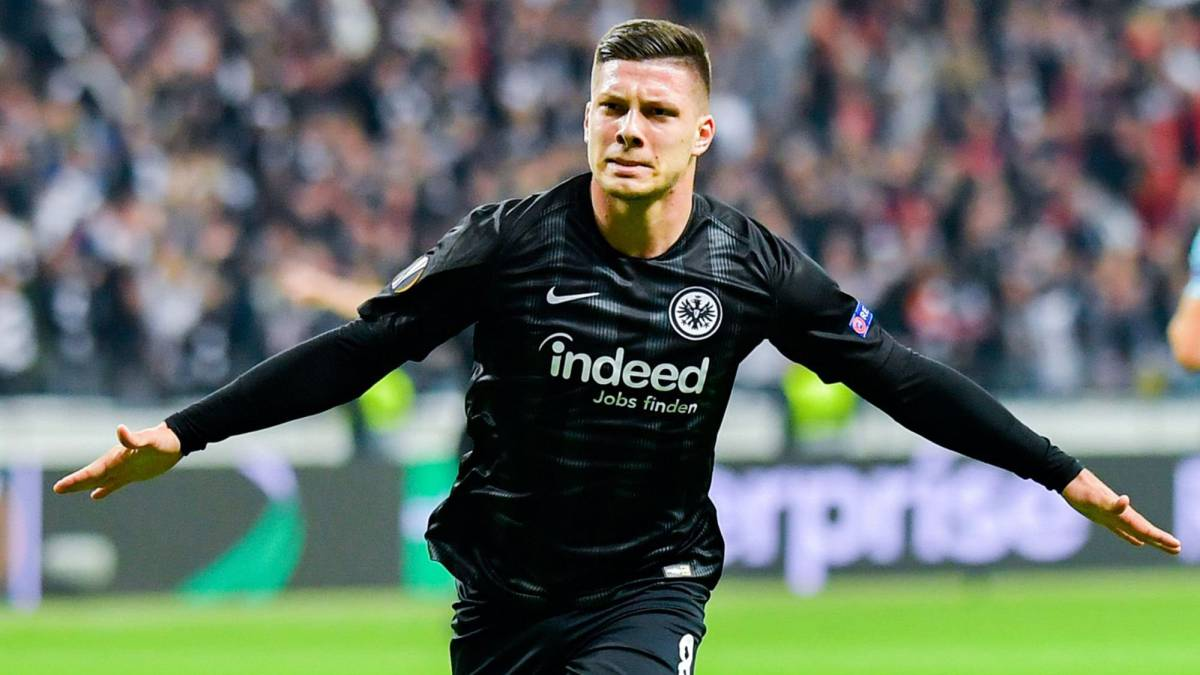 Newcastle eyeing Jovic - Bóng Đá