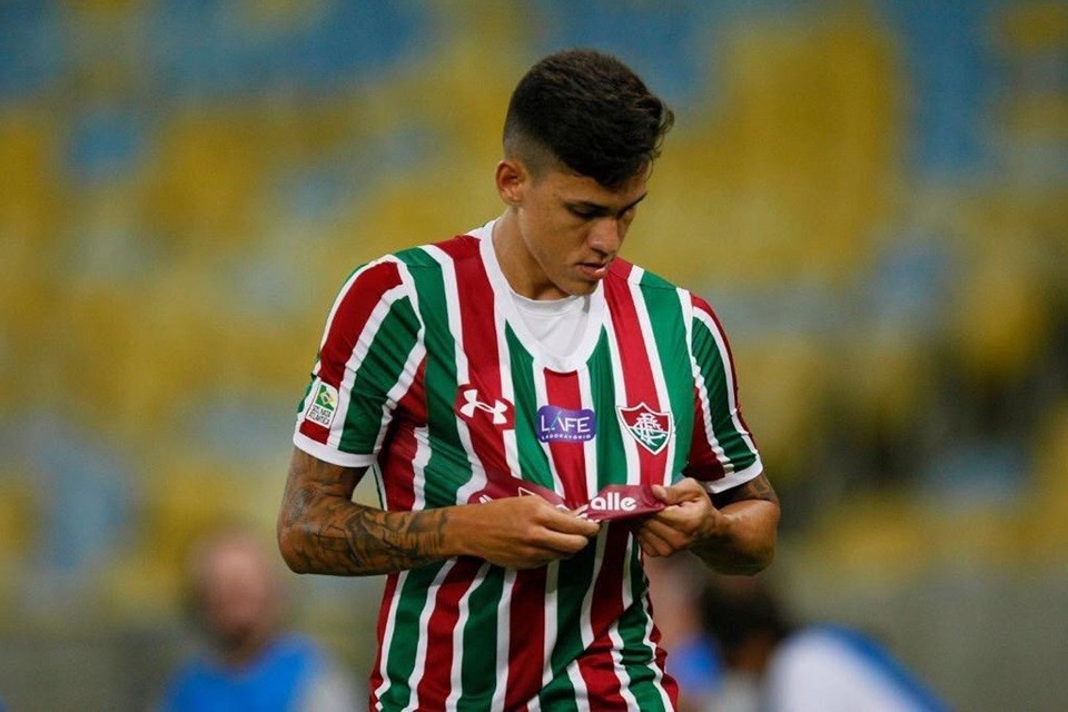 CHÍNH THỨC: Fiorentina chiêu mộ Pedro - Bóng Đá