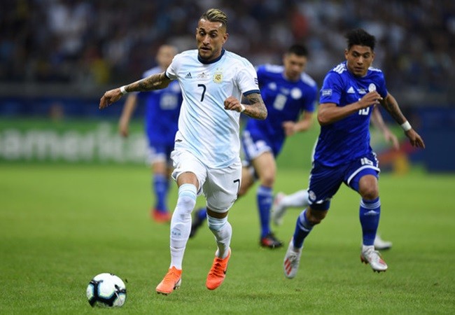 5 'thảm họa' của Argentina trận Paraguay: 'Tiểu Messi' tàng hình - Bóng Đá