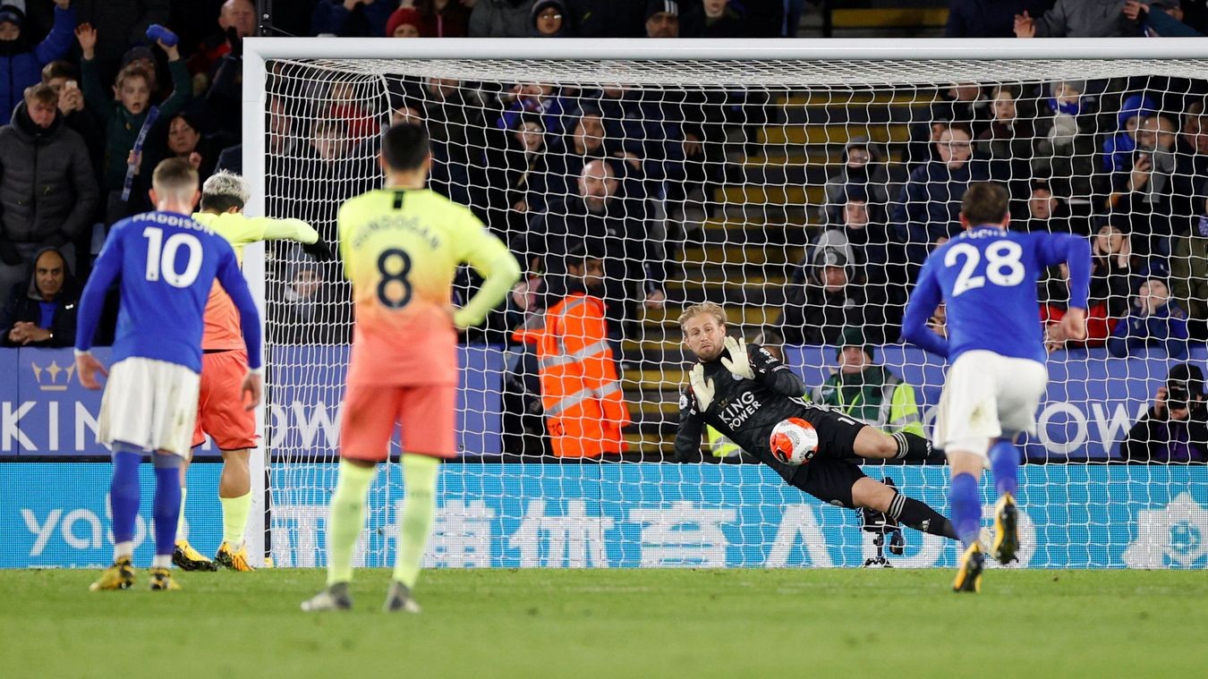 10 con số 'đặc biệt' sau vòng 27 EPL: Martial hồi sinh; Mourinho 'bái phục' trò cũ - Bóng Đá