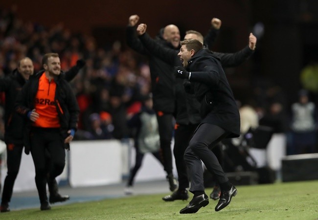 Rangers ngược dòng chỉ sau 15 phút, Steven Gerrard như 'phát điên'  - Bóng Đá