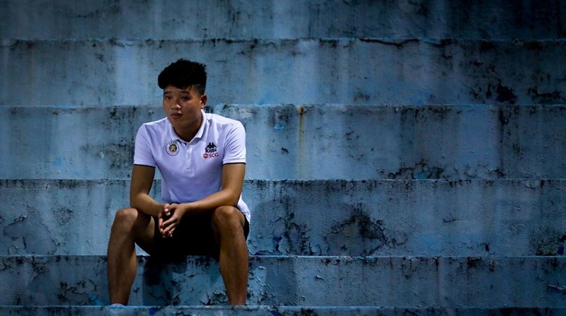 Adrian và bài học cho Phí Minh Long - Bóng Đá