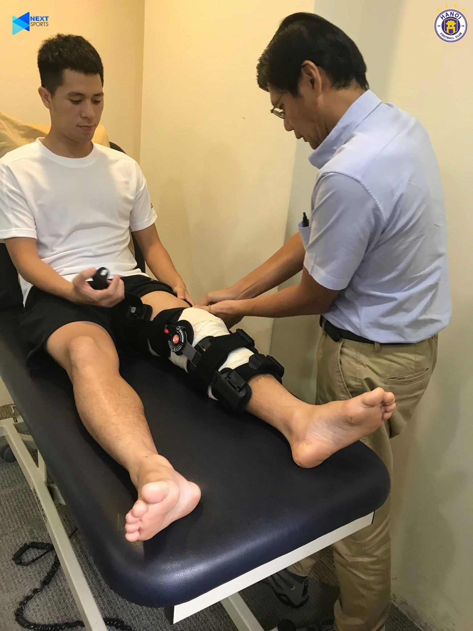 Hôm nay, Đình Trọng trở về Việt Nam để điều trị chấn thương - Bóng Đá