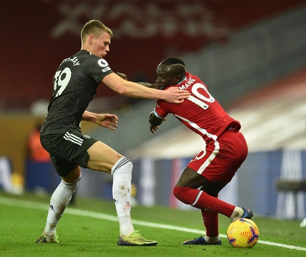 Man United’s Scott McTominay shows how to beat Liverpool’s pressing tactics - Bóng Đá