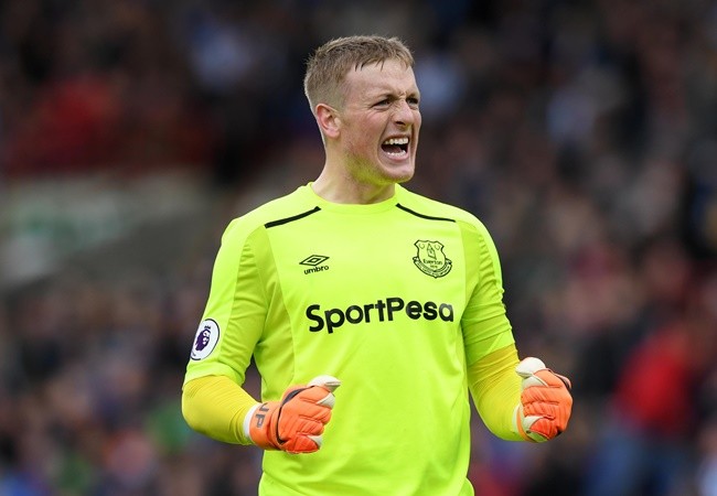 'Cực chất' với đội hình toàn thủ môn: Có Alisson; Neuer đá ở đâu? - Bóng Đá