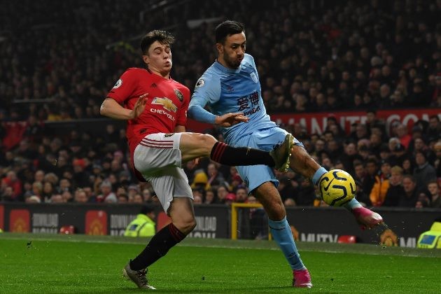 Burnley without 4 players against Manchester United due to Covid-19 - Bóng Đá