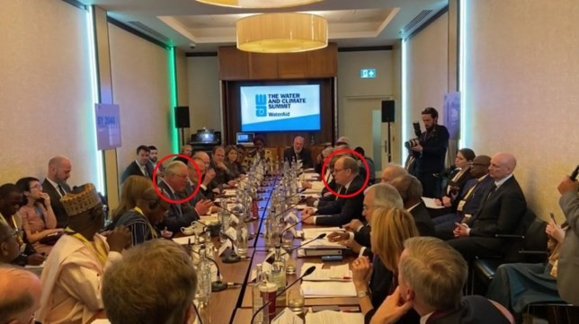 Prince Charles tests positive for coronavirus with ‘mild symptoms’  - Bóng Đá