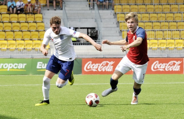 In-form striker Jens Petter Hauge ‘very flattered’ by Manchester United interest - Bóng Đá
