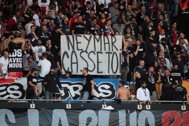 Kylian Mbappe speaks out on Neymar after PSG fan call Brazil star a 